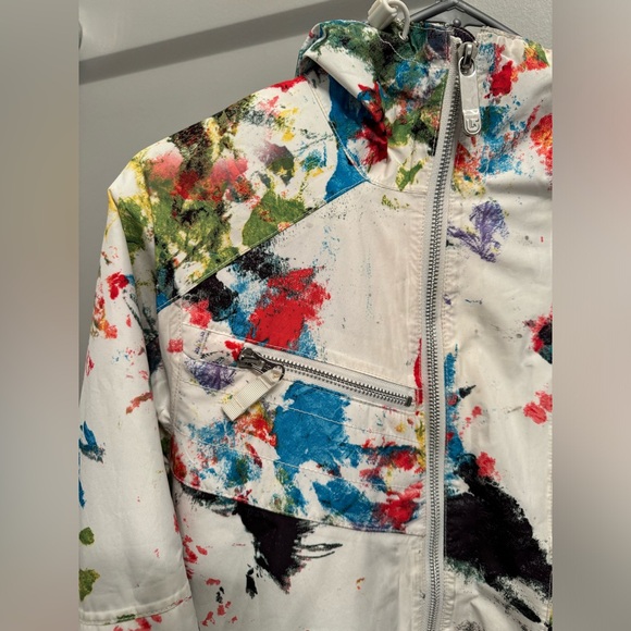 Women’s Medium BURTON snowboard jacket. - Picture 6 of 7